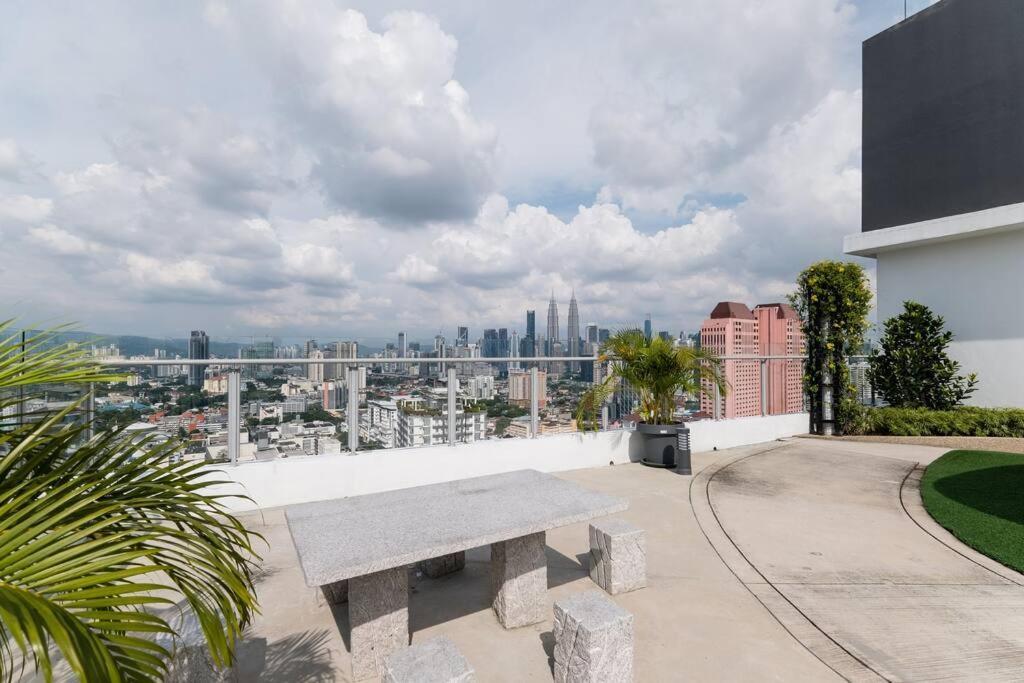 Tr Residence Lovely 3 Bedroom Unit 6Pax Next To Titiwangsa Lrt Kuala Lumpur Exteriör bild